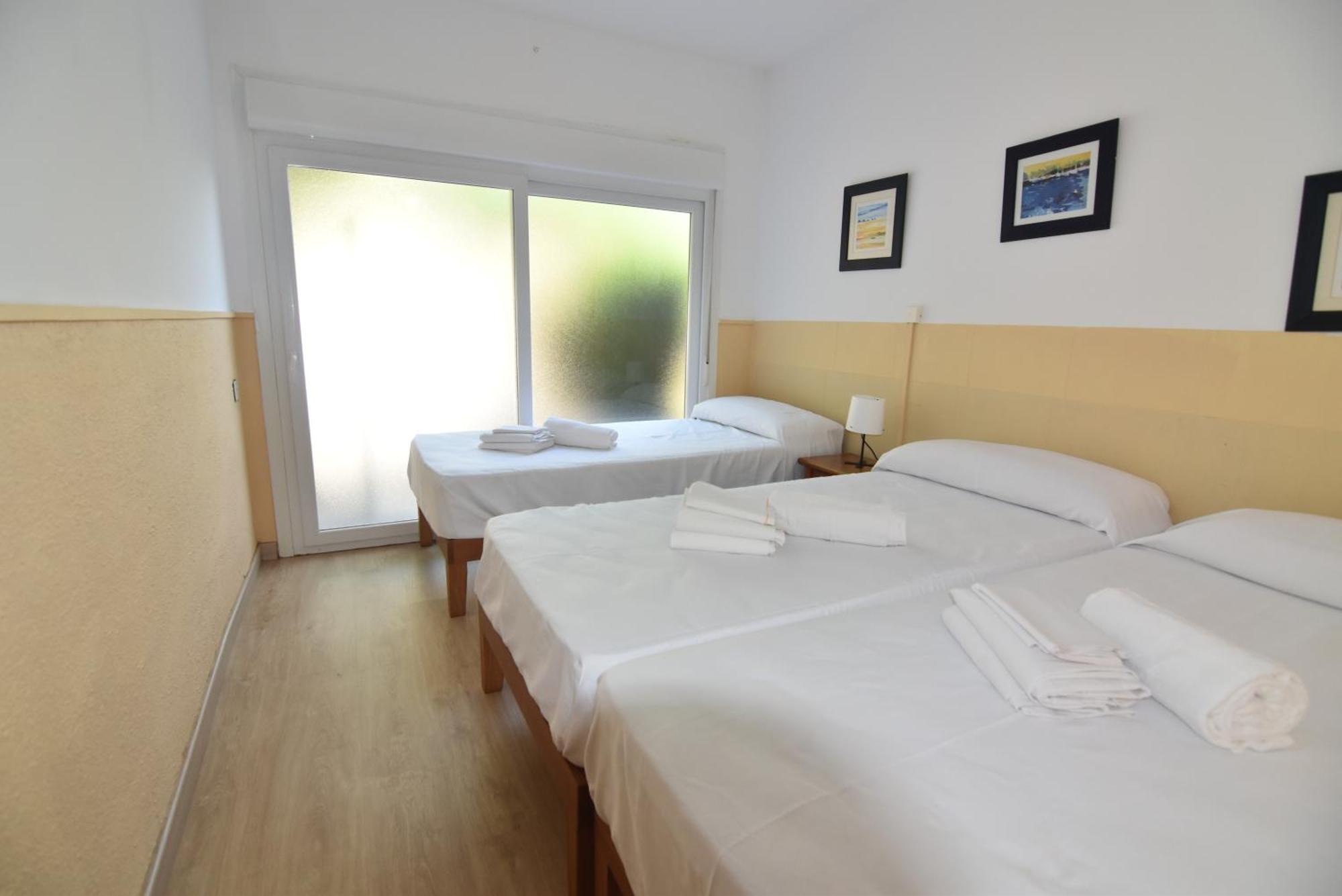Rnet - Port Estrella 8 Villa Roses Kültér fotó